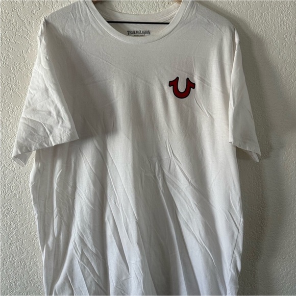 True Religion Men’s 2XL White T-Shirt Red Horseshoe Logo Buddha Graphic - Picture 2 of 4